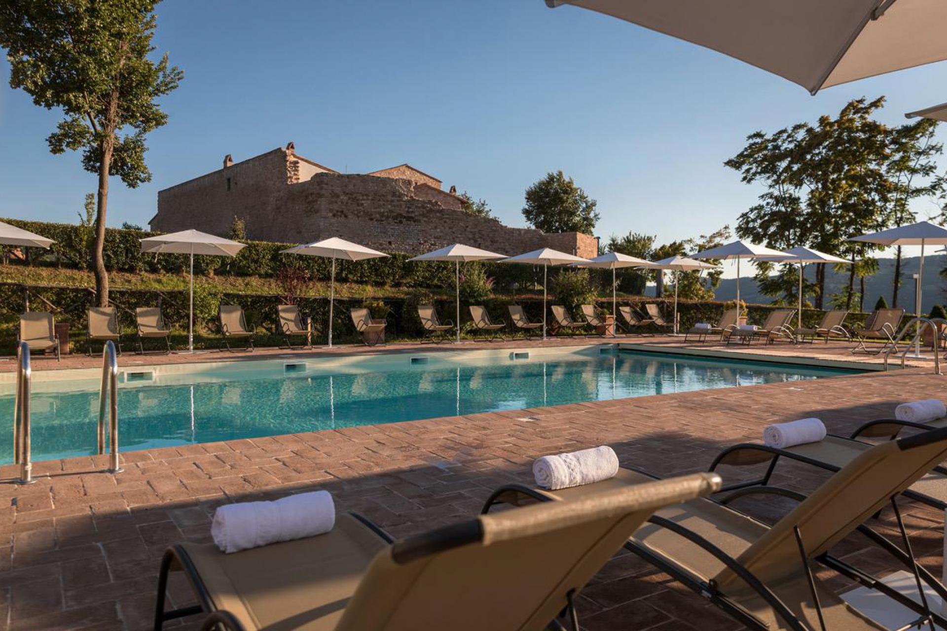 Small-scale holiday park on a hilltop in Umbria