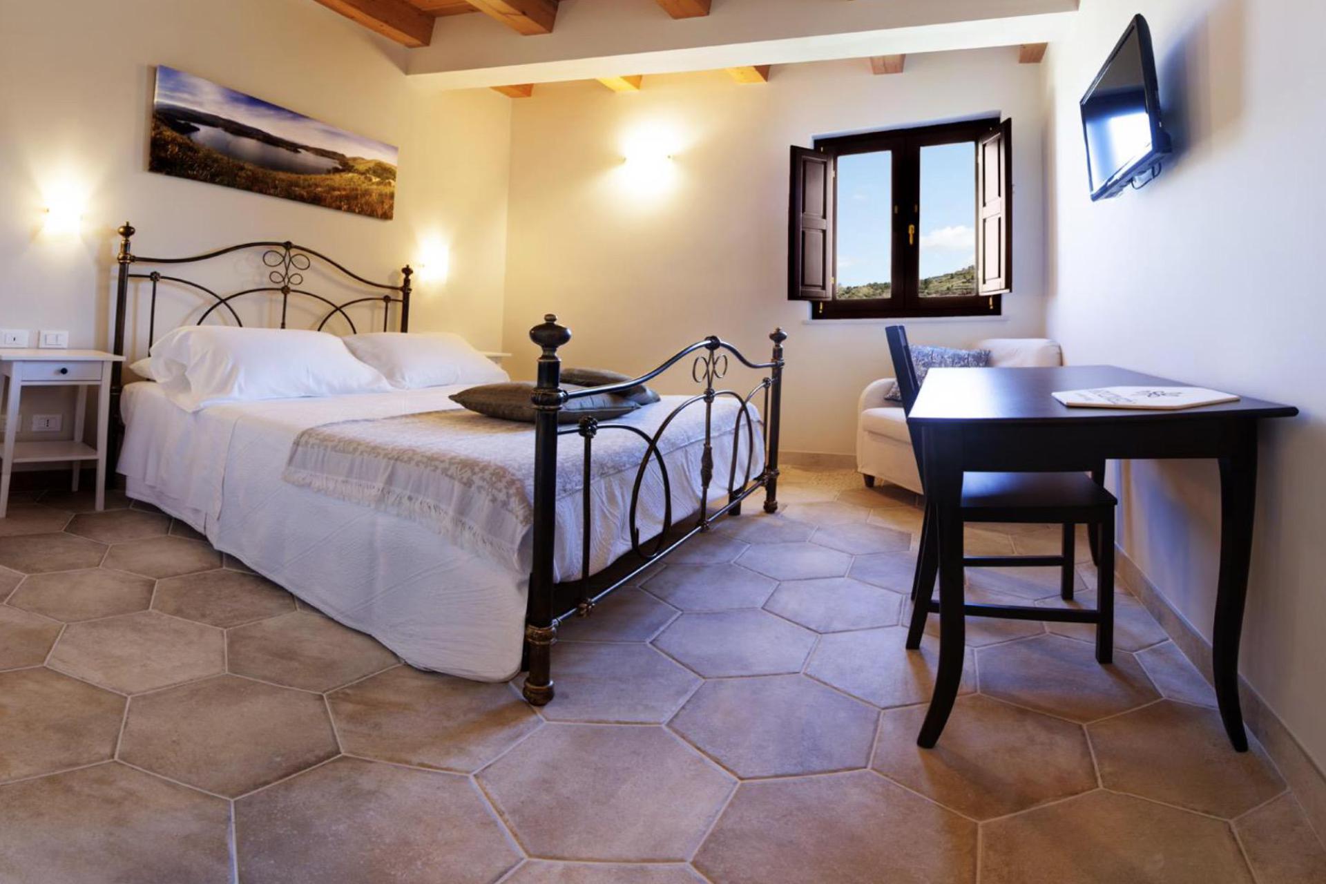 Child friendly agriturismo Sicily with beautiful pool