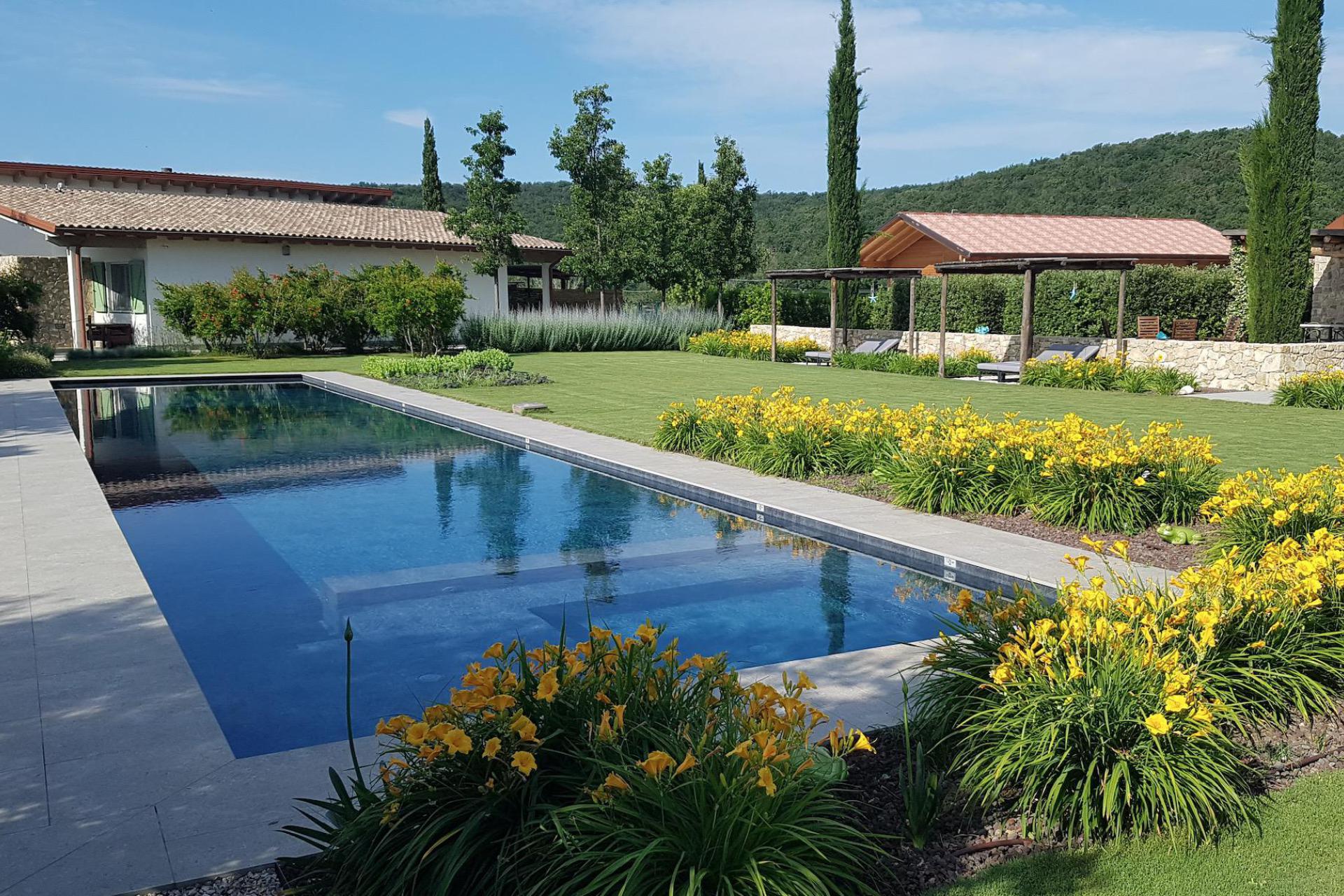 Agriturismo with breakfast, not far from the beach in Tuscany
