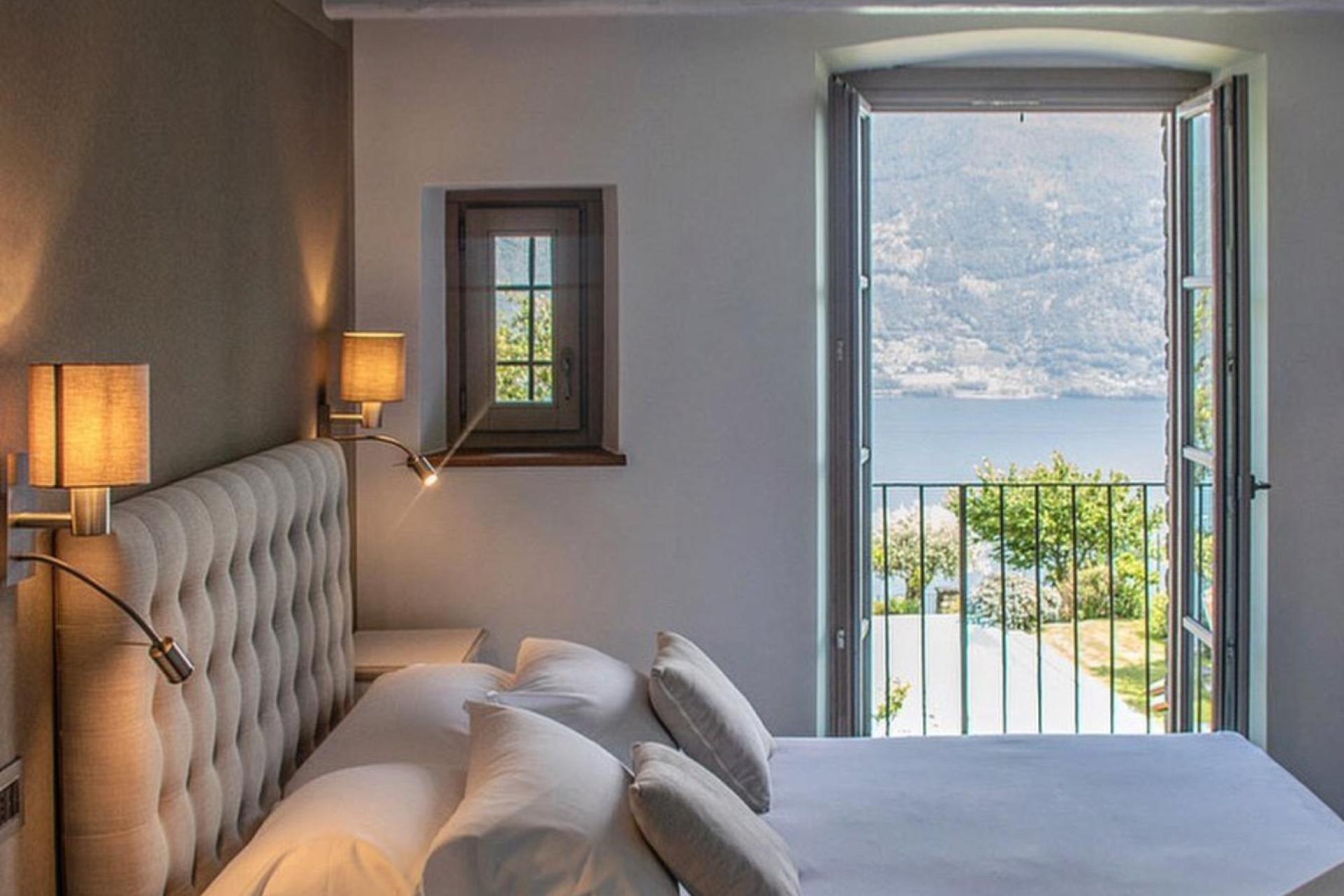 Luxury agriturismo with pool overlooking Lake Como!