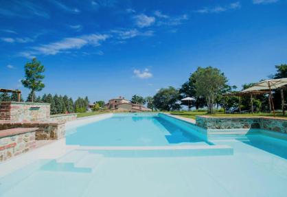 Lively agriturismo for families in idyllic Tuscany